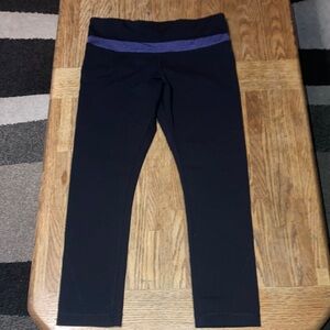 Small Kirkland yoga pants